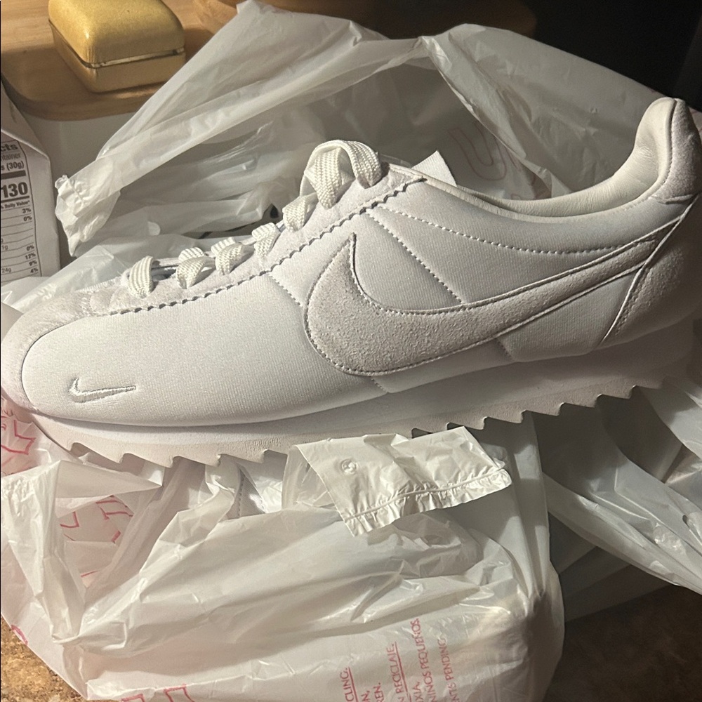 Nike retro Cortez Classic White Sneakers